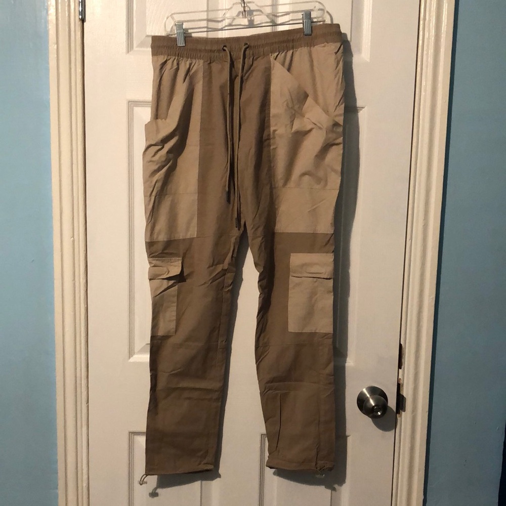 Men's Tan Cargo Pants